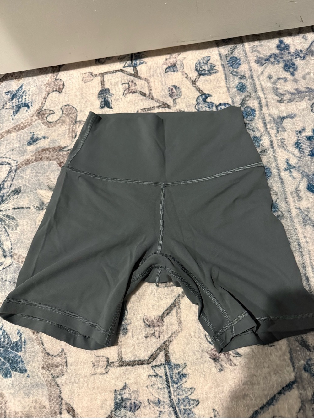 lululemon align shorts